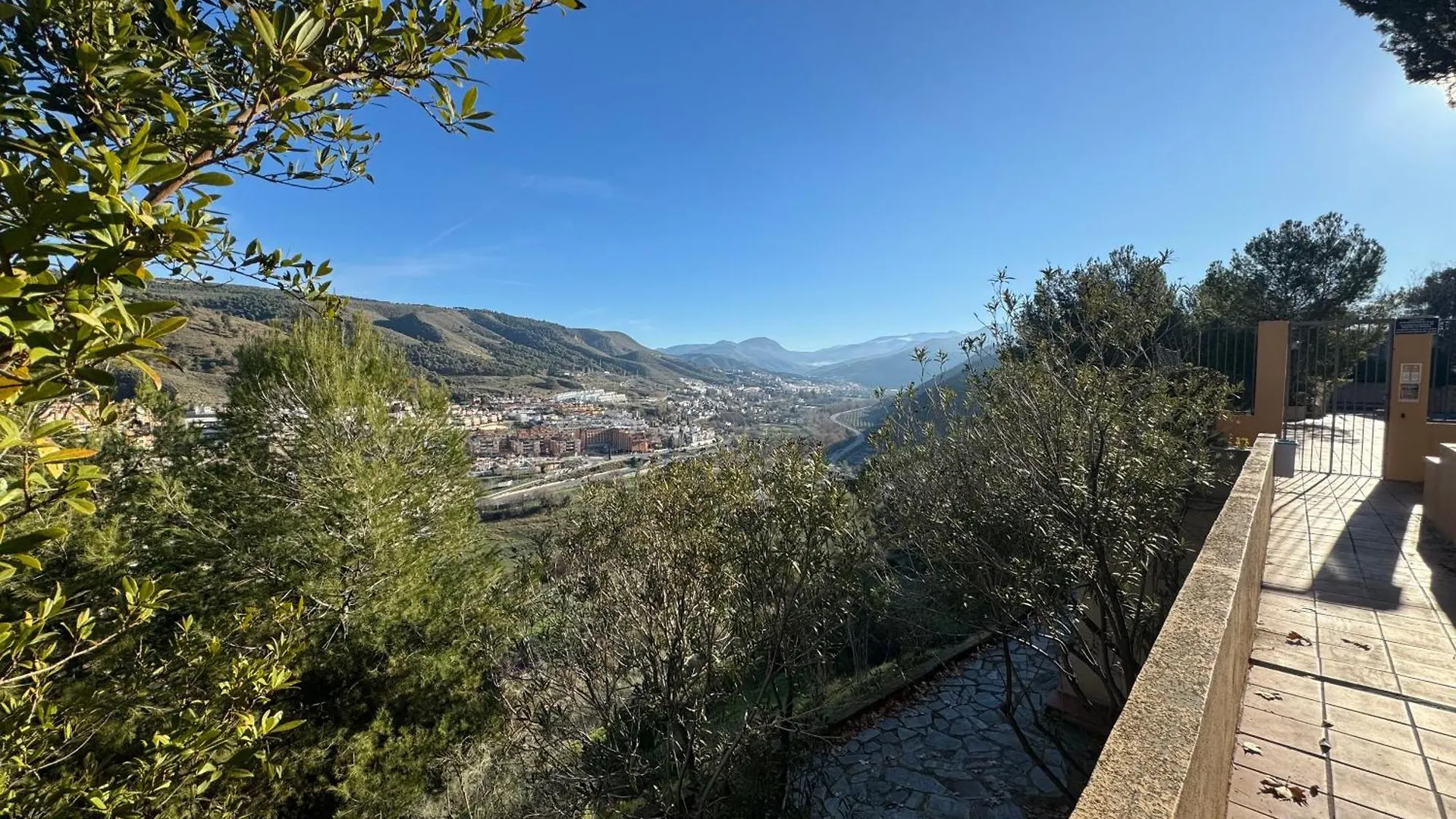 Slabonhome Serrallo Granada Spain
